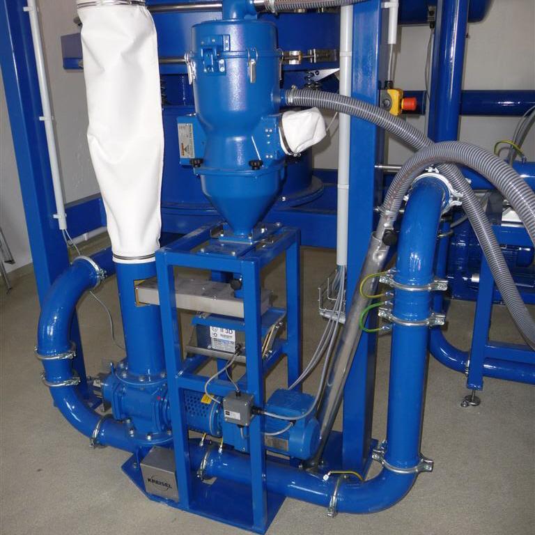 Feeding Station of Plastic Grinding Plant