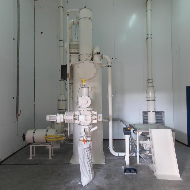 Sugar Grinding Plant REKORD BT-ex with loading hopper and bag emptying station