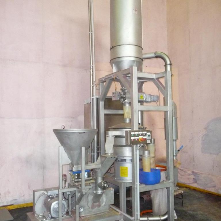 Grinding Plant for Rose Hips with filter and screening machine