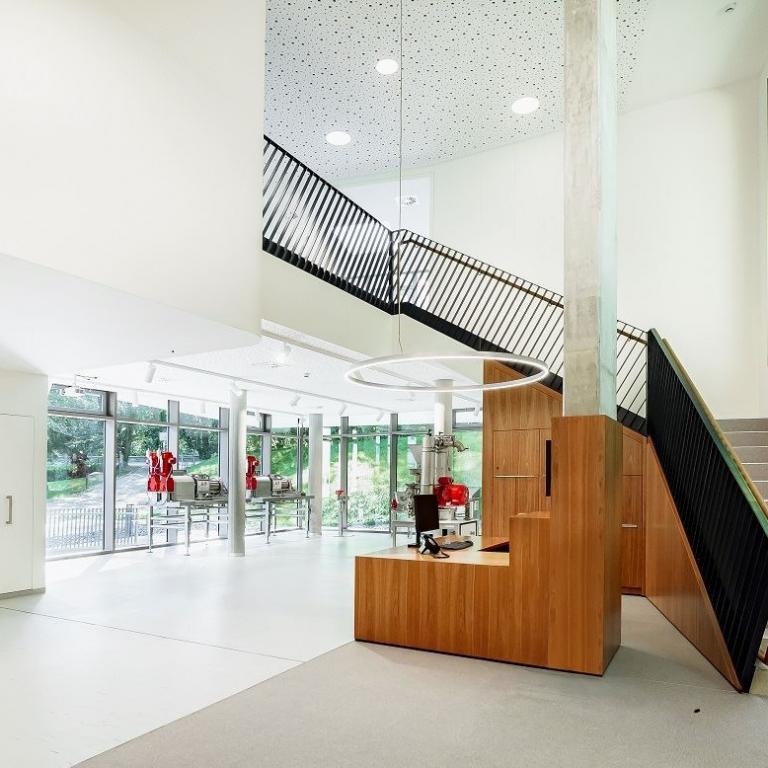 showroom of Jehmlich testing center